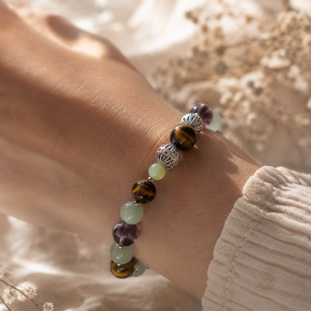 Jade Armband am Handgelenk